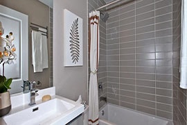 Евроремонт ванной комнаты панелями